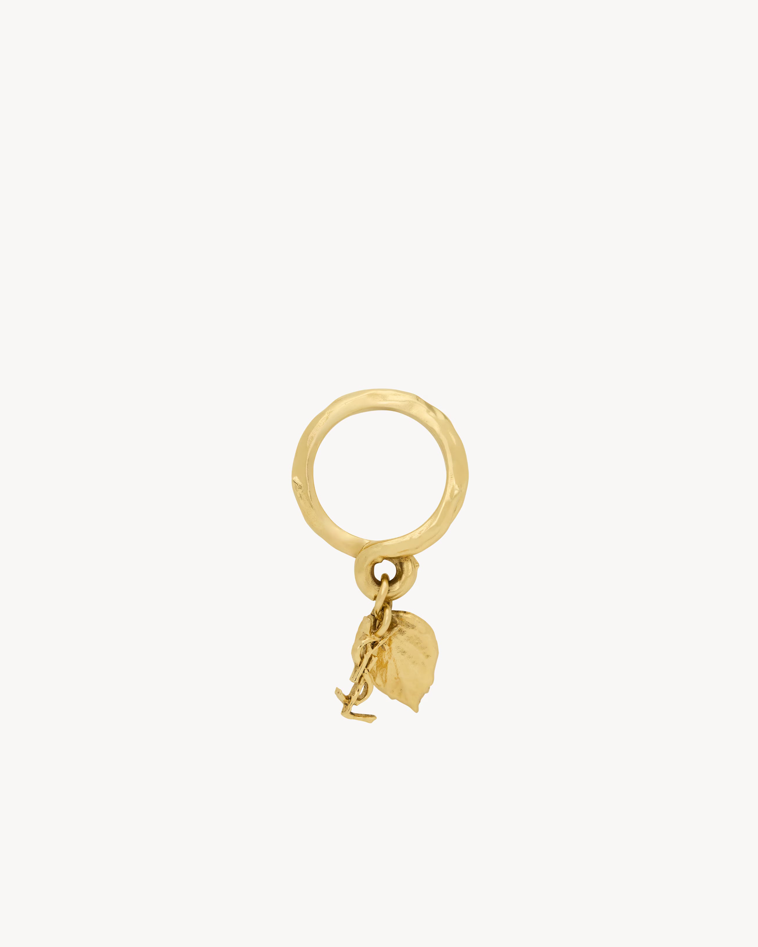 CASSANDRE leaf charm ring in metal